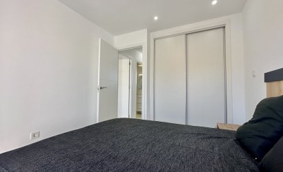 Herverkoop - Herenhuis -
Torrevieja - Los Balcones