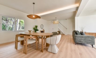 Resale - Villa -
Altea