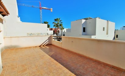 Resale - Villa -
Villamartín - PAU 8