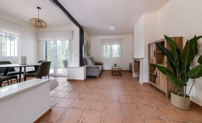 Herverkoop - Herenhuis -
Fuente Alamo - Las Palas