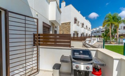 Herverkoop - Herenhuis -
Torrevieja