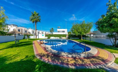 Herverkoop - Herenhuis -
Orihuela Costa - Villamartín