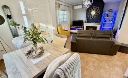 Herverkoop - Villa -
Guardamar del Segura - El Raso