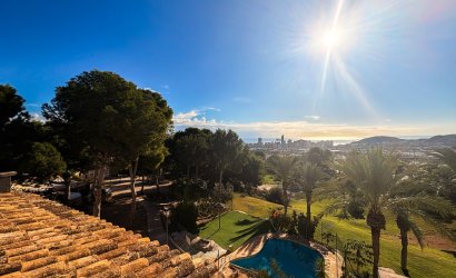 Herverkoop - Herenhuis -
Finestrat - Golf Bahía