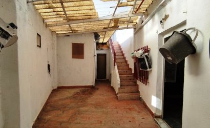 Resale - Country House -
Ontinyent