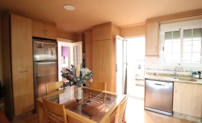 Herverkoop - Villa -
Almoradí - El Saladar