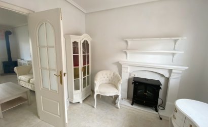 Herverkoop - Herenhuis -
Benijofar - Monte Azul