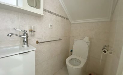 Herverkoop - Herenhuis -
Benijofar - Monte Azul