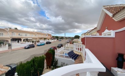 Herverkoop - Herenhuis -
Benijofar - Monte Azul