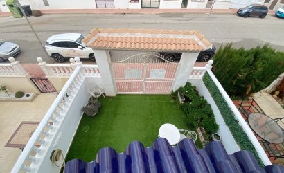 Herverkoop - Herenhuis -
Benijofar - Monte Azul