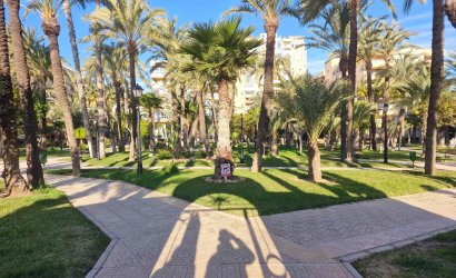 Resale - Apartment -
Torrevieja - Playa Los Locos