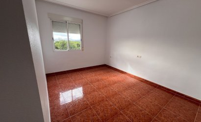 Herverkoop - Villa -
Dolores