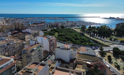 Revente - Apartment -
Torrevieja