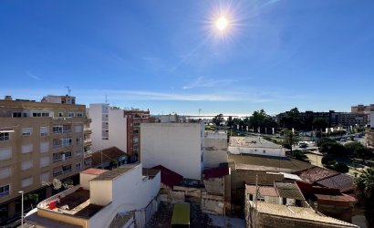 Revente - Apartment -
Torrevieja