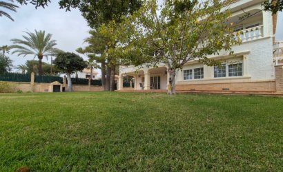 Herverkoop - Villa -
Orihuela - Costa Blanca