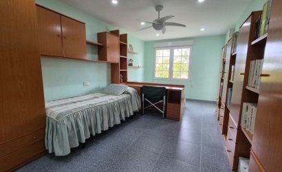 Herverkoop - Villa -
Orihuela - Costa Blanca