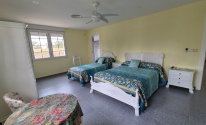 Herverkoop - Villa -
Orihuela - Costa Blanca