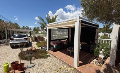 Herverkoop - Villa -
Orihuela - Costa Blanca