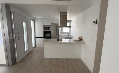 Herverkoop - Villa -
Orihuela - Costa Blanca