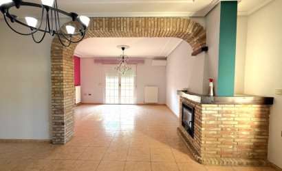 Resale - Villa -
Pilar de la Horadada - Costa Blanca