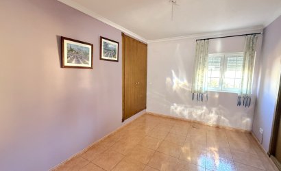 Resale - Villa -
Pilar de la Horadada - Costa Blanca