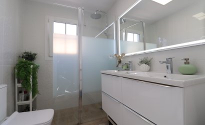 Herverkoop - Villa -
Orihuela Costa - Villamartín