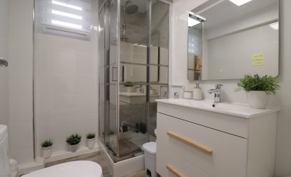 Herverkoop - Villa -
Orihuela Costa - Villamartín