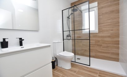 Herverkoop - Herenhuis -
Ciudad Quesada