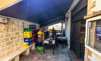 Herverkoop - Reclame -
Torrevieja - Nueva Torrevieja