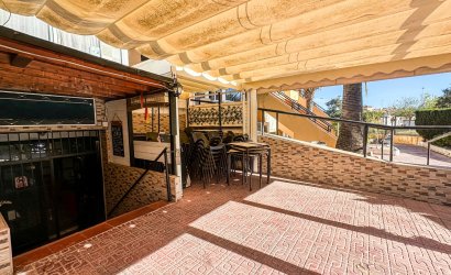 Herverkoop - Reclame -
Torrevieja - Nueva Torrevieja