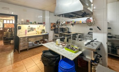 Herverkoop - Reclame -
Torrevieja - Nueva Torrevieja