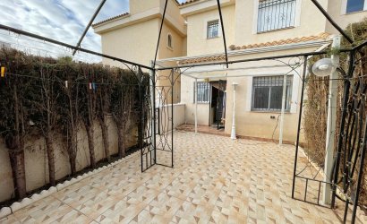 Herverkoop - Herenhuis -
Ciudad Quesada - Lo Marabú