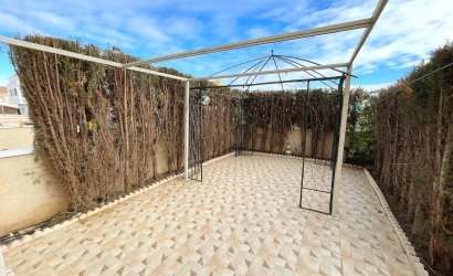 Herverkoop - Herenhuis -
Ciudad Quesada - Lo Marabú