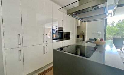 Resale - Apartment -
Orihuela Costa - Villamartín