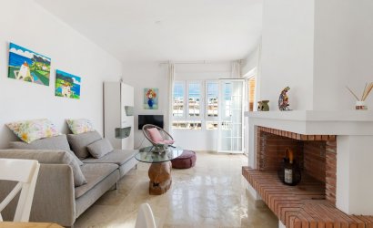 Herverkoop - Villa -
Orihuela Costa - Villamartín