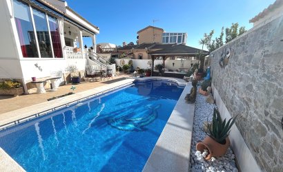 Herverkoop - Villa -
Ciudad Quesada