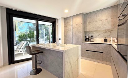 Herverkoop - Villa -
Orihuela Costa - Villamartín