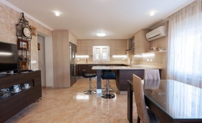 Reventa - Villa -
Torrevieja - Los Balcones