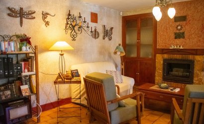 Reventa - Villa -
Onil