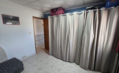 Revente - Villa -
Villena