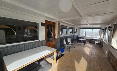 Revente - Villa -
Villena