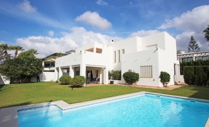 Reventa - Villa -
Marbella - Las Chapas