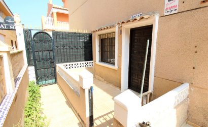 Resale - Townhouse -
La Mata - Pueblo/ PLAYA