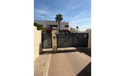 Resale - Apartment -
Orihuela Costa - Villamartín