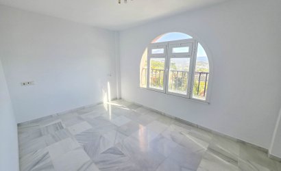 Herverkoop - Apartment -
La Duquesa - Costa del Sol