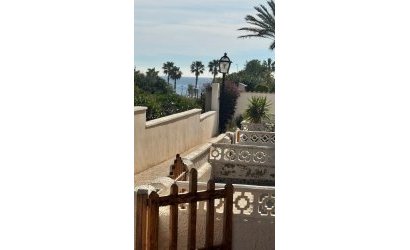 Herverkoop - Town House -
Orihuela Costa - Costa Blanca