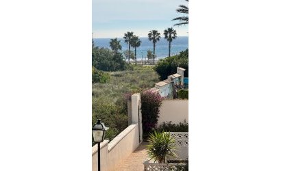 Herverkoop - Town House -
Orihuela Costa - Costa Blanca