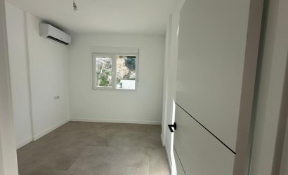 Herverkoop - Villa -
El Campello - Costa Blanca