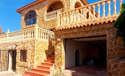 Herverkoop - Villa -
Torrevieja - Costa Blanca