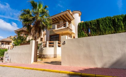 Reventa - Villa -
Orihuela Costa - Costa Blanca